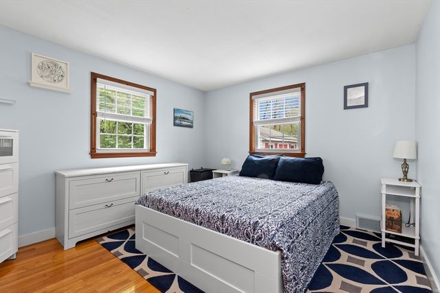 111 Locke Rd, Chelmsford, MA 01824