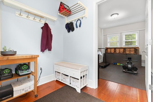 111 Locke Rd, Chelmsford, MA 01824