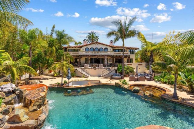1668 Crest Drive, Encinitas, CA 92024