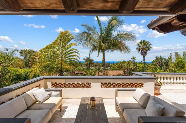 1668 Crest Drive, Encinitas, CA 92024