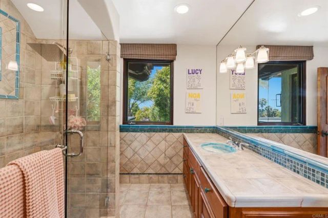 1668 Crest Drive, Encinitas, CA 92024