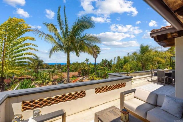1668 Crest Drive, Encinitas, CA 92024