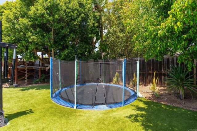 1668 Crest Drive, Encinitas, CA 92024