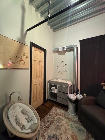 950 Broadway 24, Chelsea, MA 02150