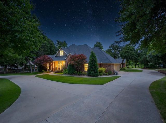 1372 Fox Run Lane, Blanchard, OK 73010