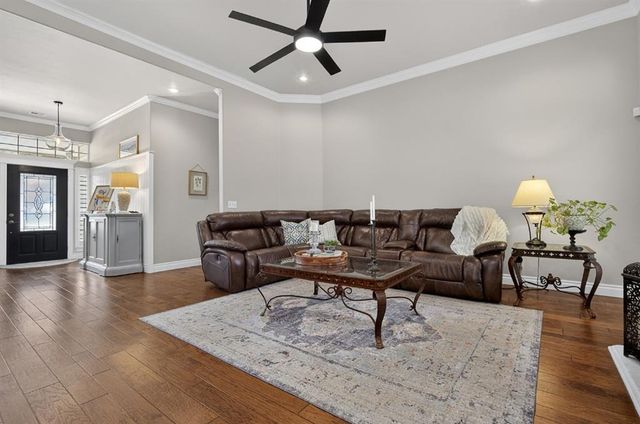 1372 Fox Run Lane, Blanchard, OK 73010