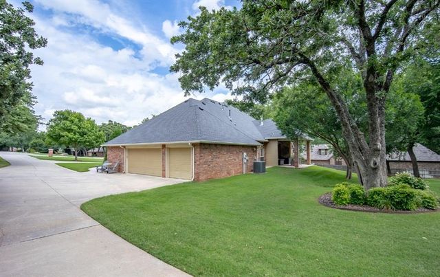 1372 Fox Run Lane, Blanchard, OK 73010