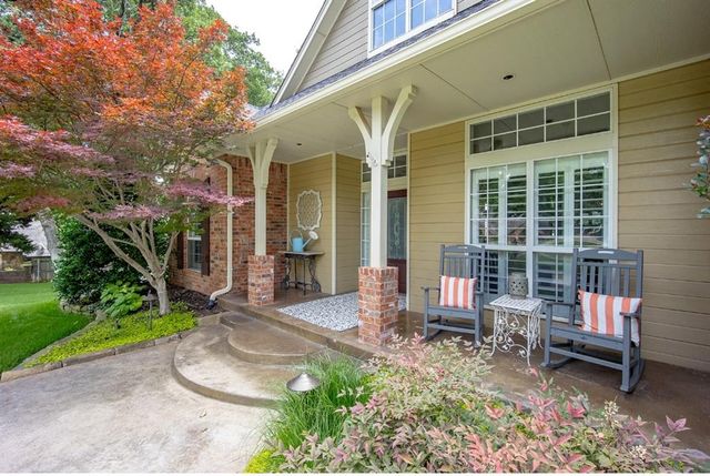 1372 Fox Run Lane, Blanchard, OK 73010
