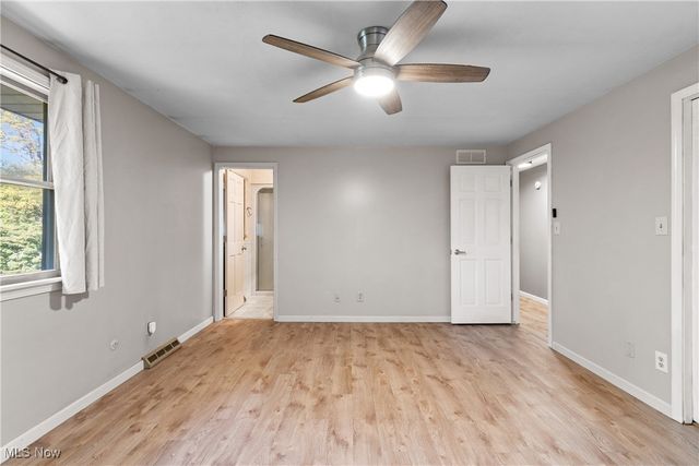 2424 Lyndon Drive, Green, OH 44685