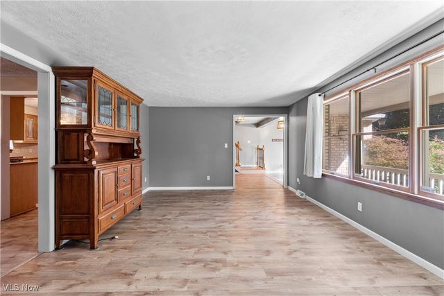 2424 Lyndon Drive, Green, OH 44685