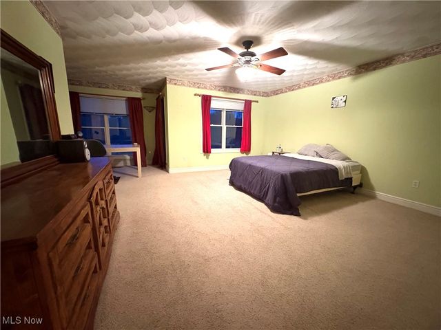 67406 Natures Way, St Clairsville, OH 43950