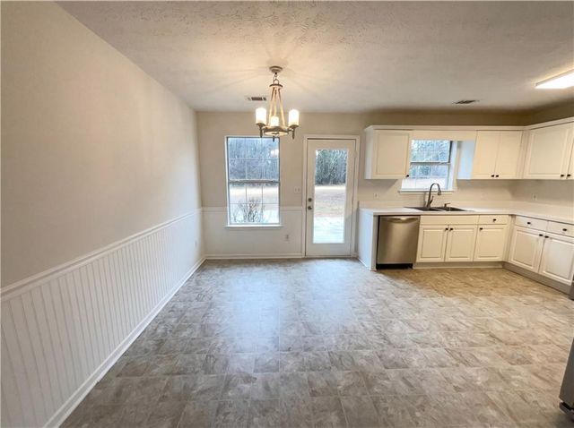 170 Heather Woods Court, Covington, GA 30016