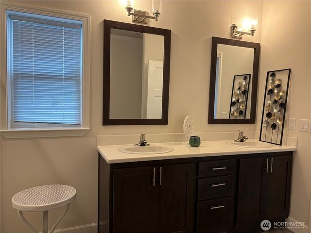 876 N Rock Rose Avenue, Sequim, WA 98382