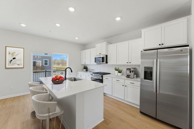 1522 Traverse Lane, West Saint Paul, MN 55118