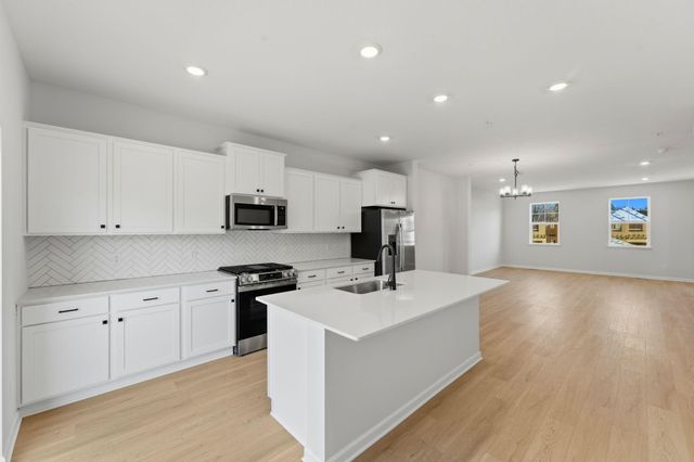 1522 Traverse Lane, West Saint Paul, MN 55118