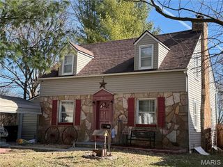 420 S Spruce Street, Greenville, IL 62246