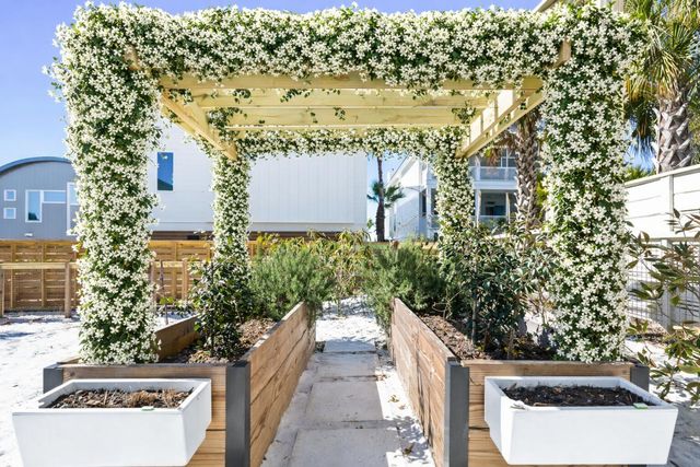 186 Magnolia Street, Santa Rosa Beach, FL 32459