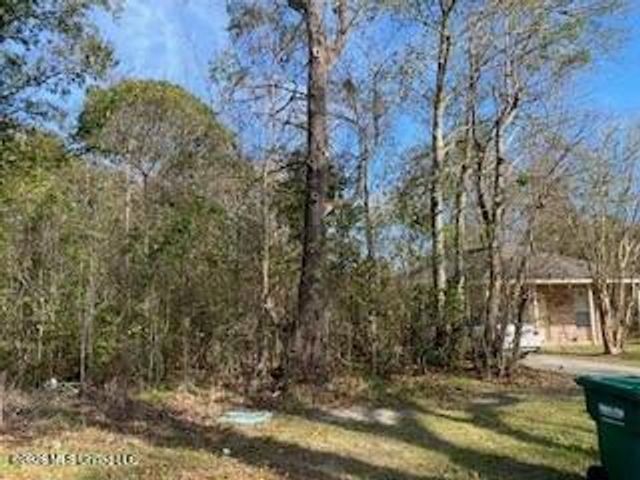 48th Avenue, Gulfport, MS 39501