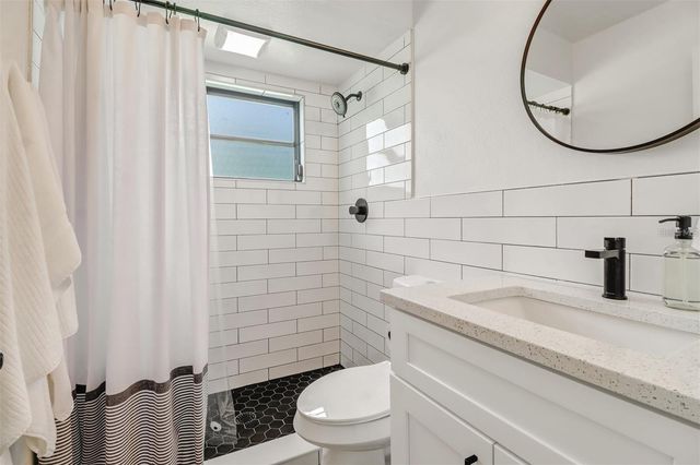 4711 FOREST GLEN DRIVE, North Fort Myers, FL 33903