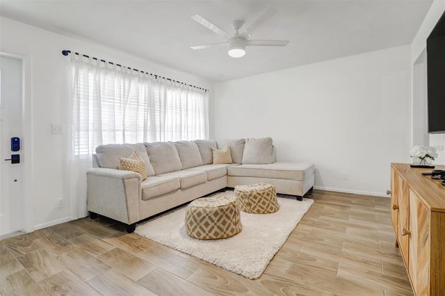 4711 FOREST GLEN DRIVE, North Fort Myers, FL 33903