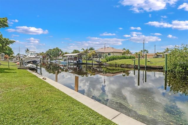 4711 FOREST GLEN DRIVE, North Fort Myers, FL 33903