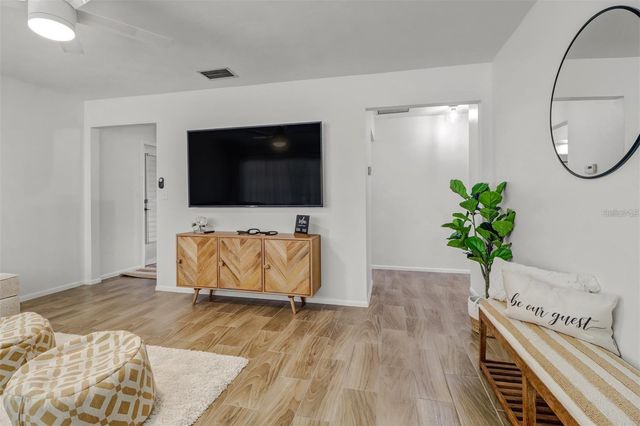 4711 FOREST GLEN DRIVE, North Fort Myers, FL 33903