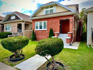 614 Legion Street 2, Maywood, IL 60153