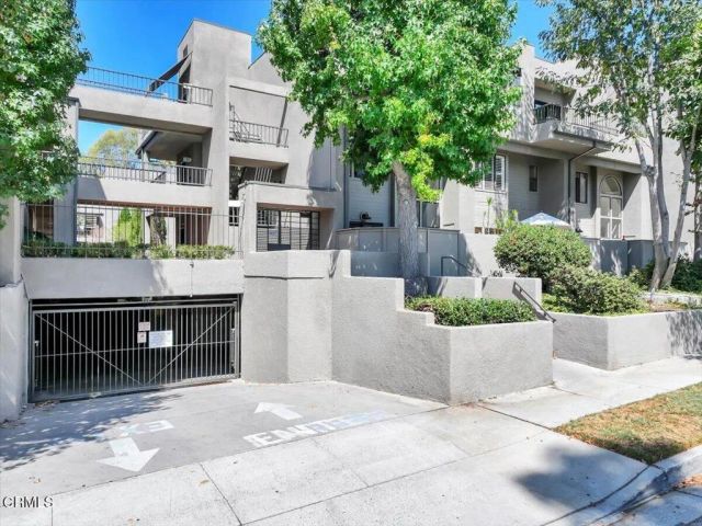1310 E Orange Grove Boulevard 127, Pasadena, CA 91104