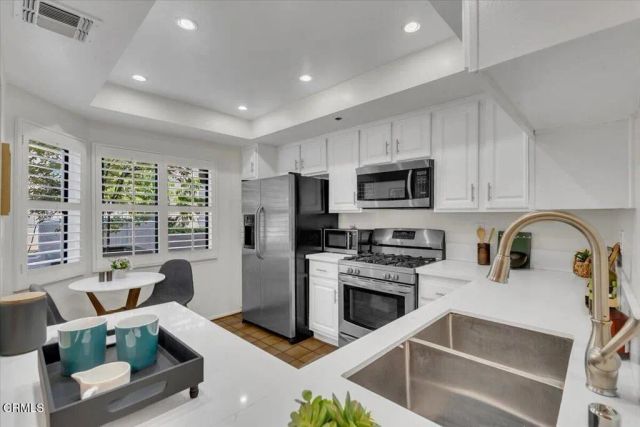 1310 E Orange Grove Boulevard 127, Pasadena, CA 91104