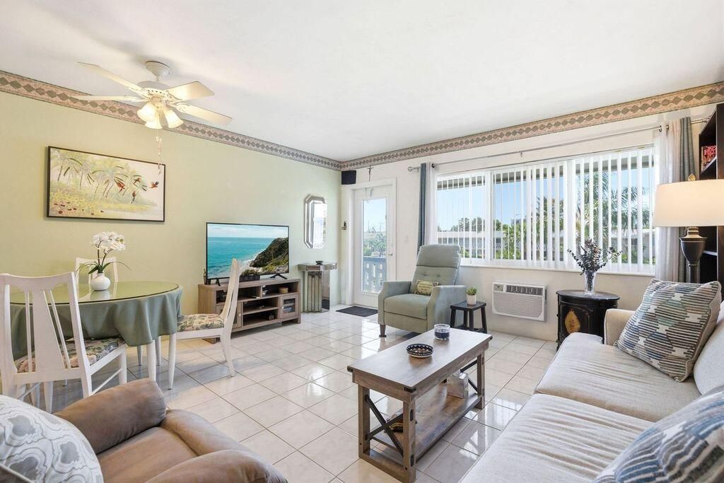 801 Atlantic Shores Boulevard 208, Hallandale Beach, FL 33009