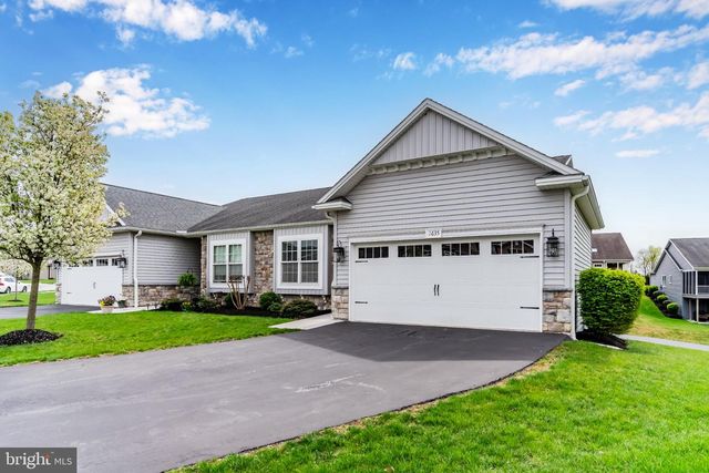 1635 SHADY MAPLE CT, Mechanicsburg, PA 17050
