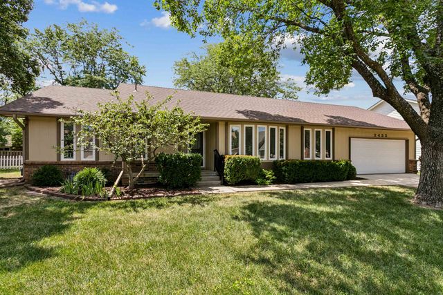 2432 N Rutland Ct, Wichita, KS 67226