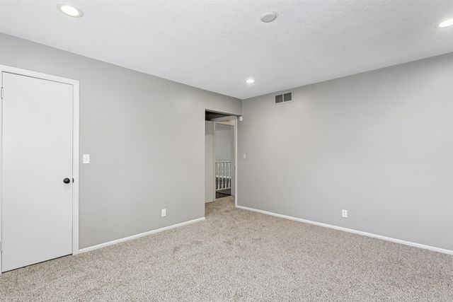 2432 N Rutland Ct, Wichita, KS 67226