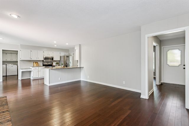 2432 N Rutland Ct, Wichita, KS 67226