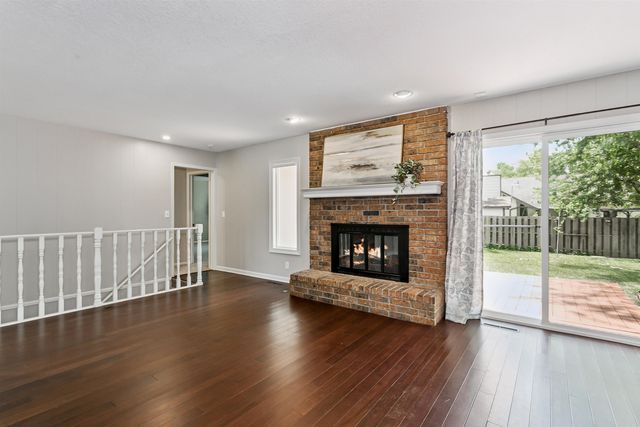 2432 N Rutland Ct, Wichita, KS 67226