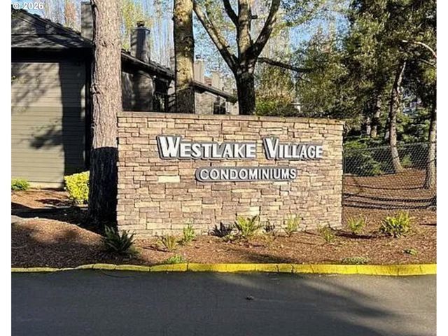 12626 Nw BARNES Rd 3, Portland, OR 97229