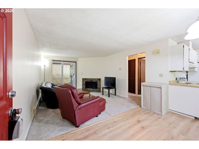 12626 Nw BARNES Rd 3, Portland, OR 97229