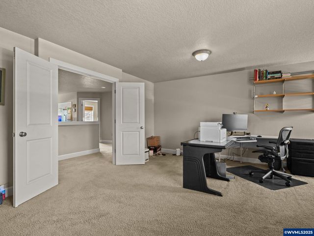 28571 SW Morningside Av, Wilsonville, OR 97070