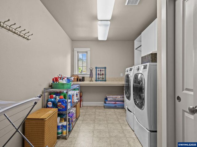 28571 SW Morningside Av, Wilsonville, OR 97070