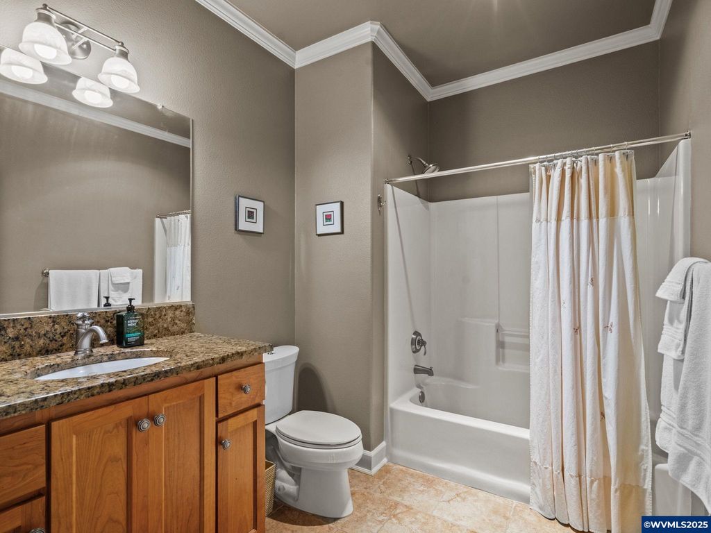 Image 18 of property listing at 28571 SW Morningside Av, Wilsonville, OR 97070