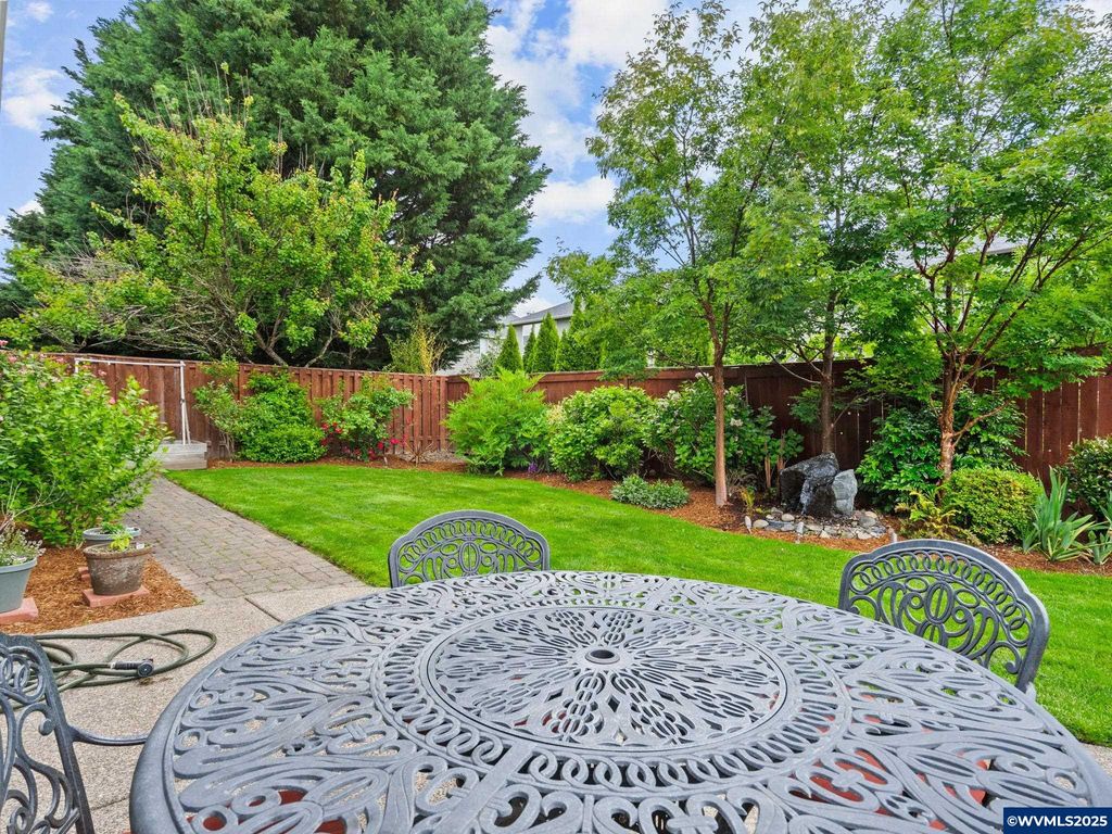 Image 42 of property listing at 28571 SW Morningside Av, Wilsonville, OR 97070