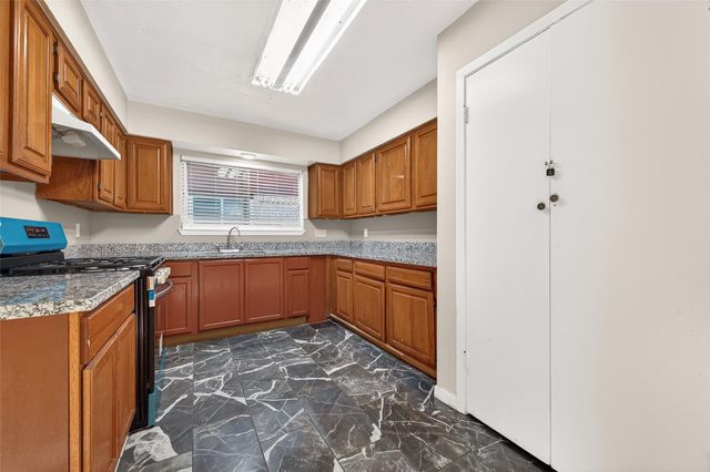 7422 Cortes Drive, Houston, TX 77083