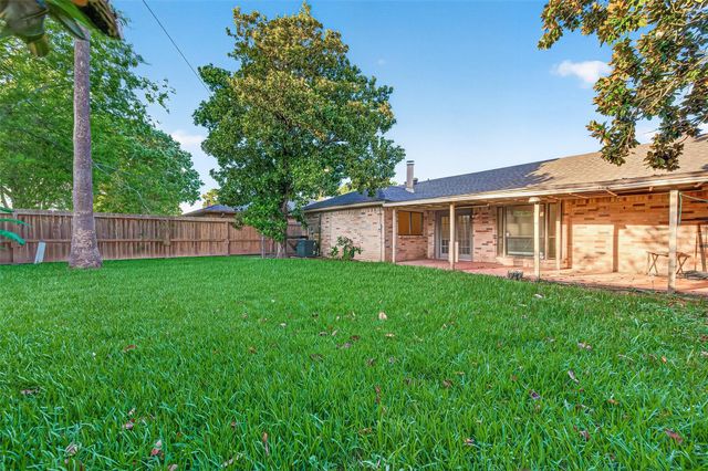7422 Cortes Drive, Houston, TX 77083