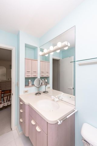 1217 Oak Street N, Fargo, ND 58102