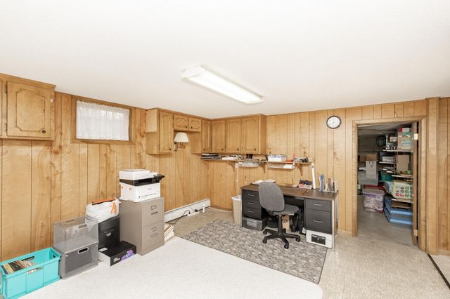 1217 Oak Street N, Fargo, ND 58102