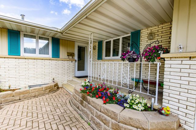 1217 Oak Street N, Fargo, ND 58102