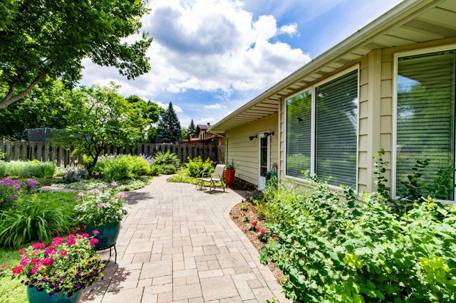 1217 Oak Street N, Fargo, ND 58102