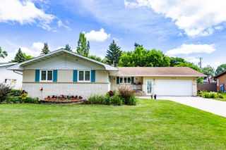 1217 Oak Street N, Fargo, ND 58102