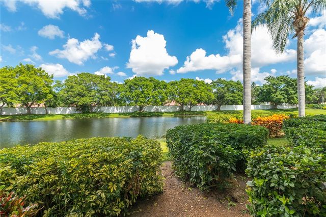 3705 54TH DRIVE W 103, Bradenton, FL 34210