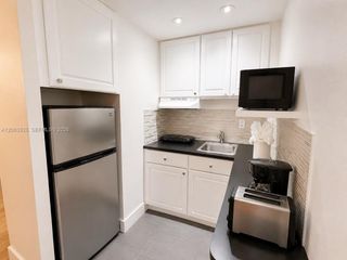 3025 Indian Creek Dr 203, Miami Beach, FL 33140